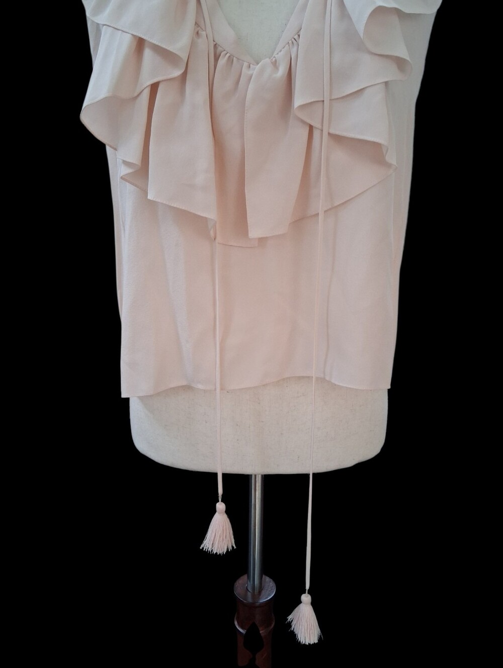 CHLOE $1200+ Fresh Pink Silk Ruffle V-Neck Tassel Blouse Top FR 36 US 4 NWOT - Picture 3 of 7